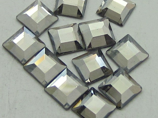 36Pcs. 4MM SQUARE CRYSTAL SILVER SHADE HOTFIX European Rhinestones